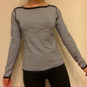 Black and white stripe long sleeve top
